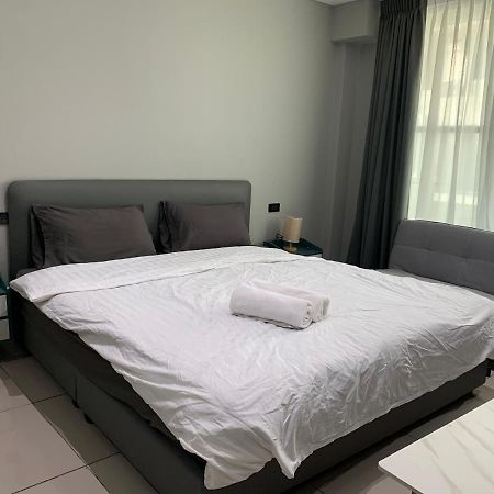 Nato House Ekkamai Aparthotel Банкок Екстериор снимка